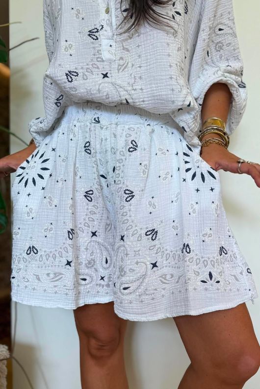 Ole Bubble Cotton Bandana Shorts White